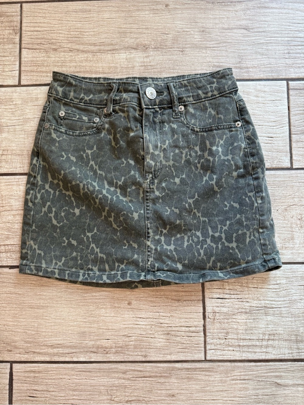 American Eagle Outfitters Olive Animal-Print Denim Mini Skirt